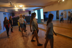 Dance school SOL (ул. Металлургов) - Сумы, Танцы, Break Dance, Contemporary, Hip-Hop, Акробатика, Джаз-фанк